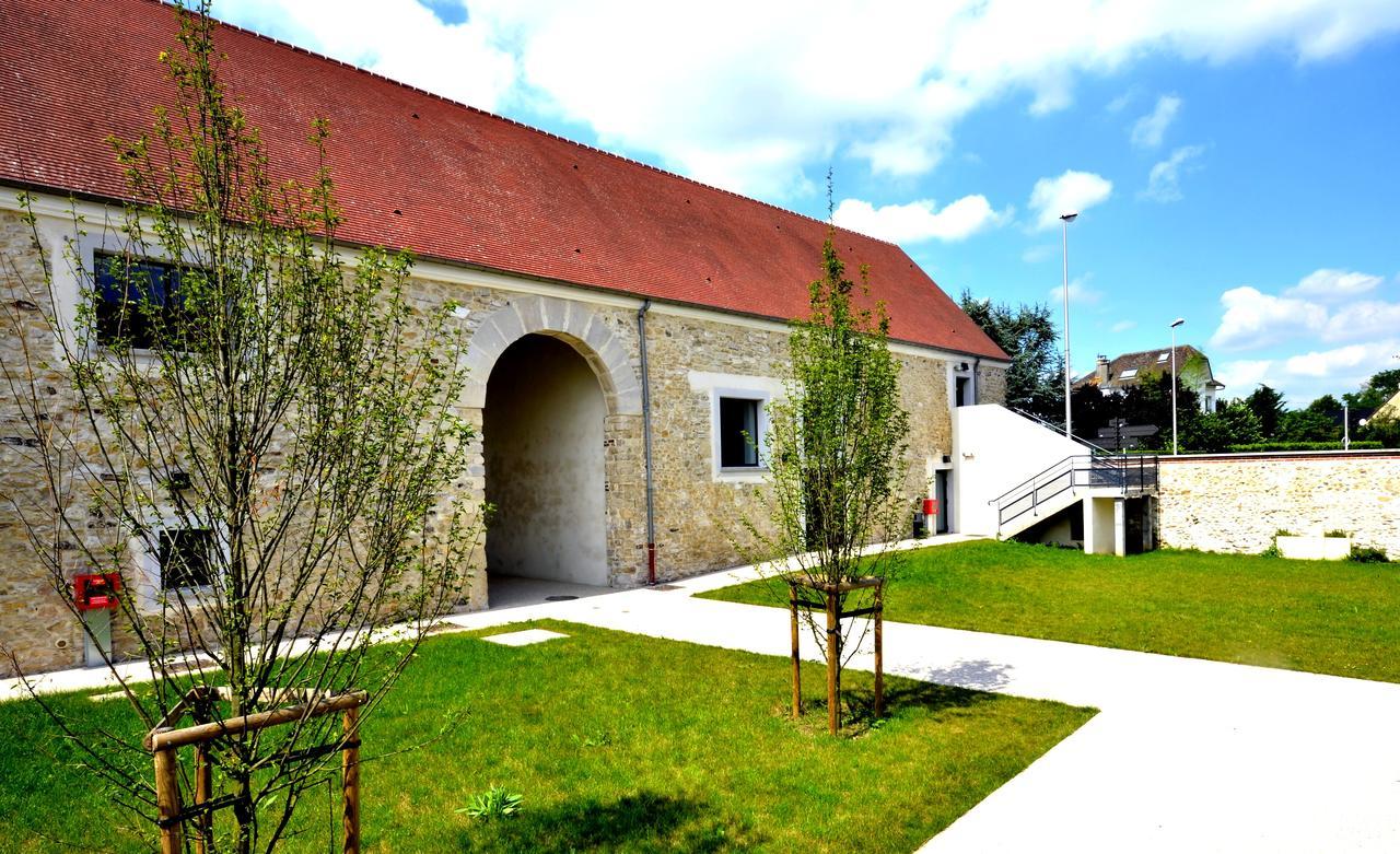 Auberge Du Chateau Bleu Tremblay-en-France 외부 사진